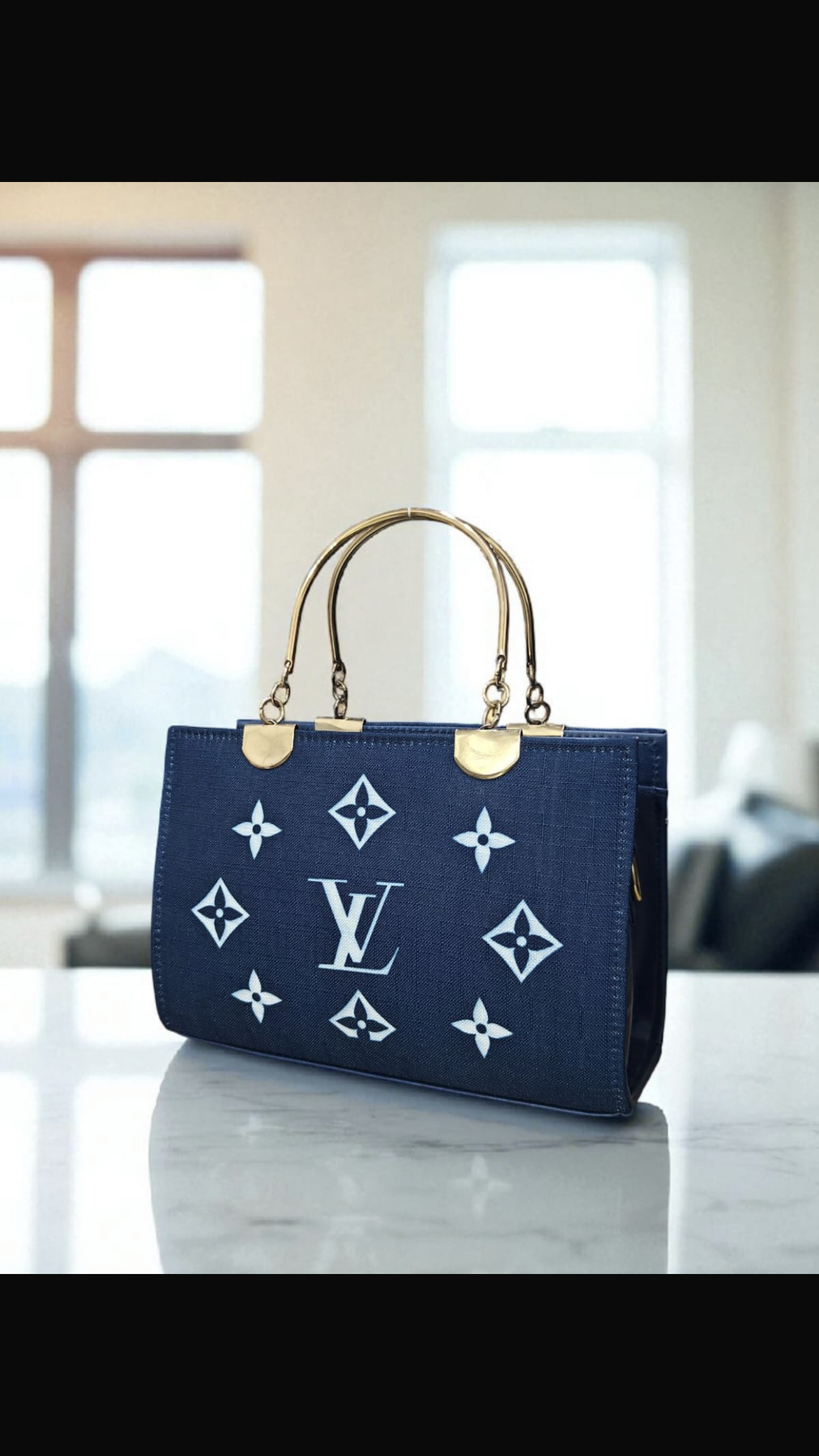 LV Metallic Handle.